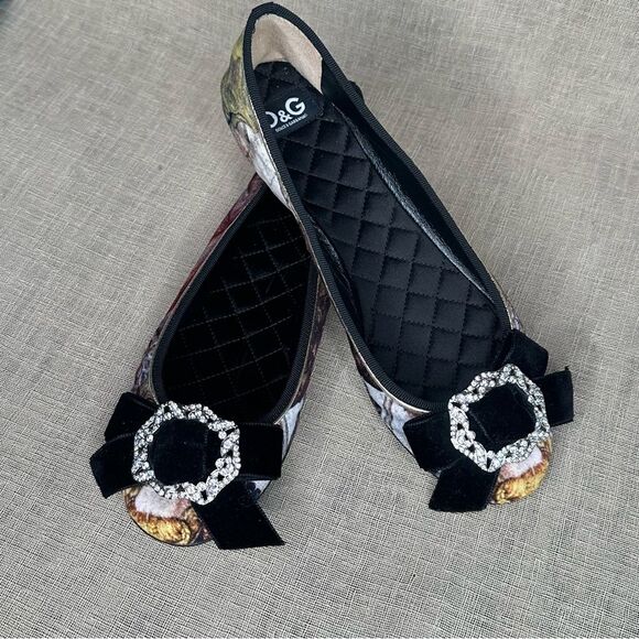 D & G Baroque Bejeweled Flats - Picture 10 of 13